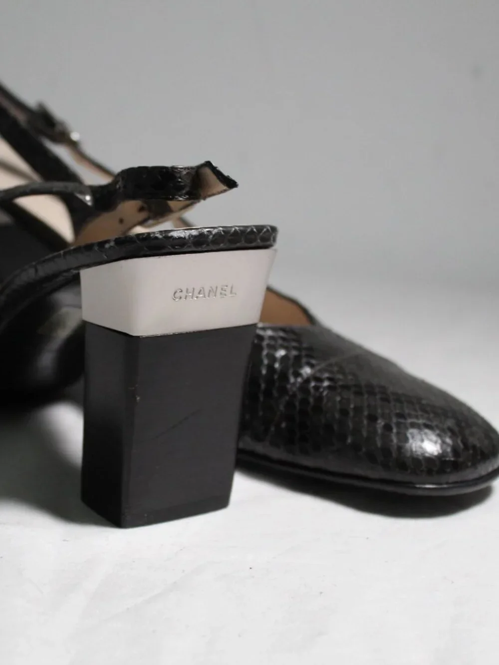 Chanel Vintage Snakeskin Print Cap Toe Slingback Heels Square Toe Pumps 40
